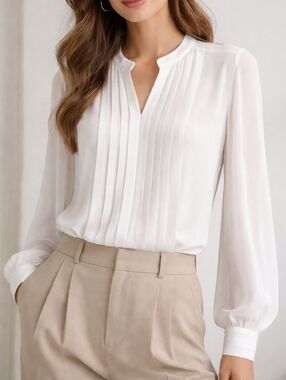 White Hpuse Black Market Pleated Front Blouse New With Tags Size 8